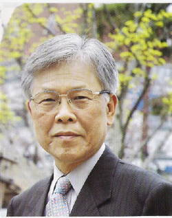 신전휘 대구시한약협회장 명예한의학박사학위 취득