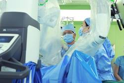 부산대병원, 다빈치 로봇수술기 지역 최초 2대 운영