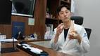 무릎 부딪힌 뒤 통증 줄었다고 안심 금물…'후방 십자인대 손상'  주의