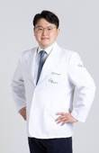 뻐근한 척추·관절 통증, 단순 노화로 방치하면 만성질환 위험