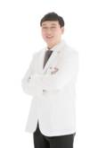 허리디스크, 비수술 치료로 호전 없다면 척추내시경 고려